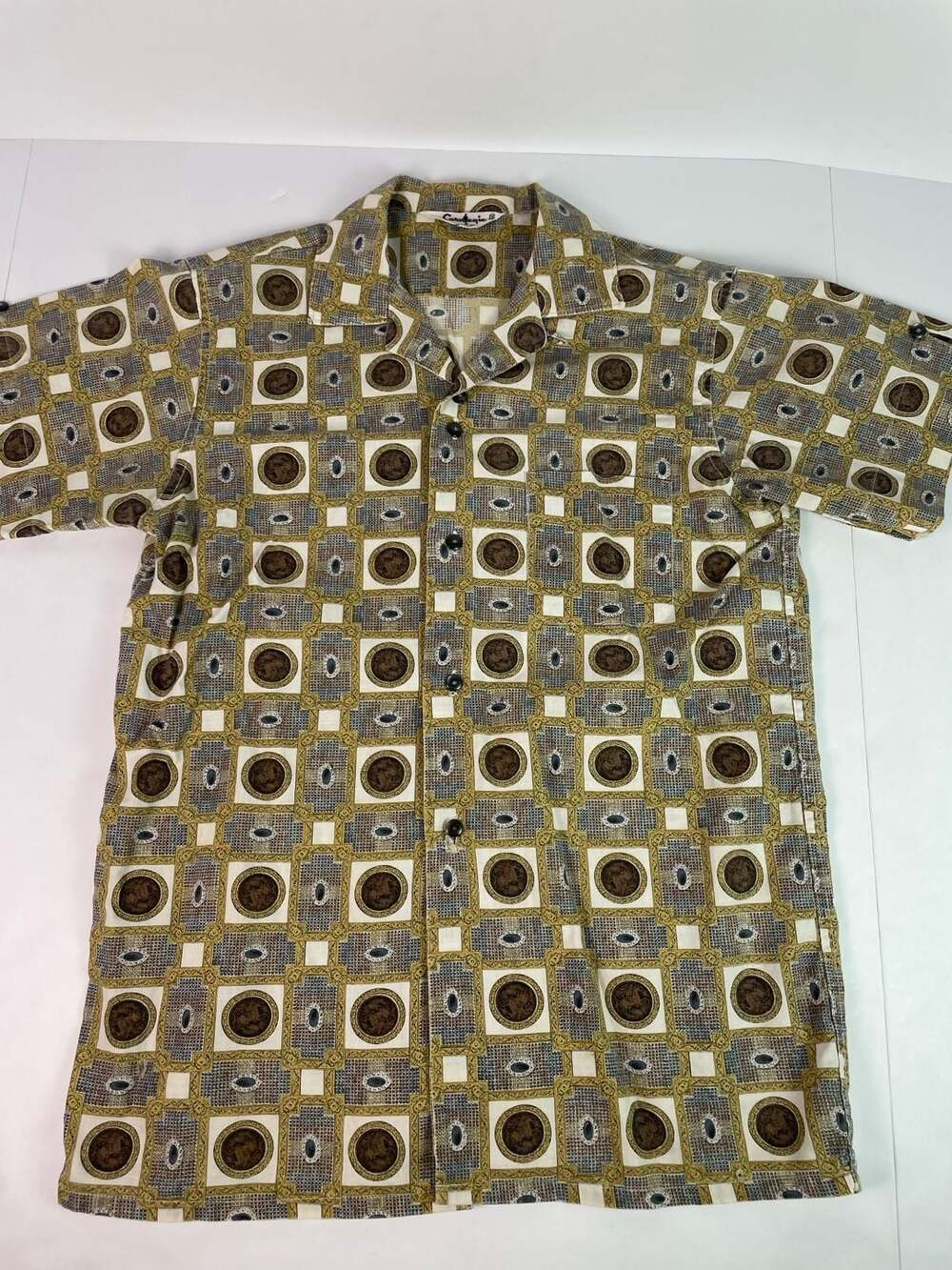 Vintage Carnegie Men's Medallion Print Short Sleeve Button Down Shirt Size Small